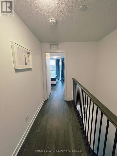 125 - 251 Manitoba Street, Toronto, ON - Indoor Photo Showing Other Room