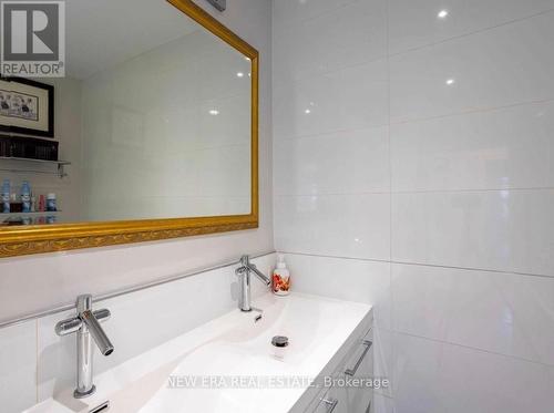 11 Brynston Road, Toronto, ON - Indoor Photo Showing Bathroom