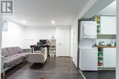 152 Dowling Avenue, Toronto, ON - Indoor Photo Showing Laundry Room