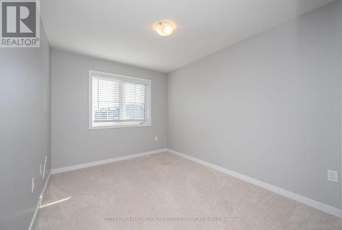 80 Pagebrook Crescent, Hamilton, ON - Indoor Photo Showing Other Room