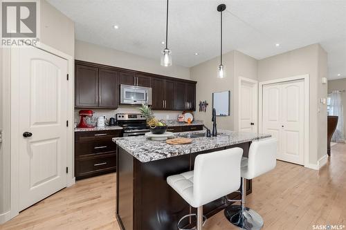 1713 11Th Avenue Nw, Moose Jaw, SK - Indoor Photo Showing Kitchen With Upgraded Kitchen