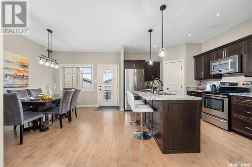 1713 11Th Avenue Nw, Moose Jaw, SK - Indoor Photo Showing Kitchen With Upgraded Kitchen