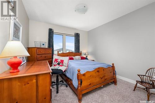 1713 11Th Avenue Nw, Moose Jaw, SK - Indoor Photo Showing Bedroom