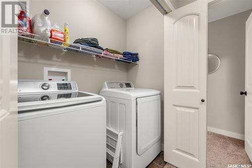 1713 11Th Avenue Nw, Moose Jaw, SK - Indoor Photo Showing Laundry Room
