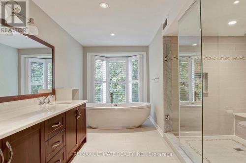 1 Versailles Court, Toronto (Banbury-Don Mills), ON - Indoor Photo Showing Bathroom