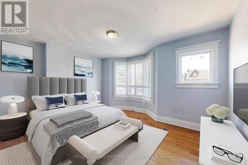 704 Dufferin Street, Toronto, ON - Indoor Photo Showing Bedroom