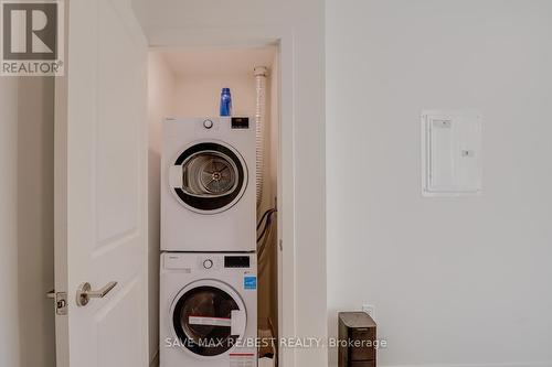 5504 - 395 Bloor Street E, Toronto, ON - Indoor Photo Showing Laundry Room