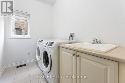 41 Dowling Road, New Tecumseth, ON - Indoor Photo Showing Laundry Room