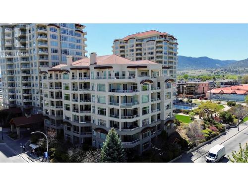 100 Lakeshore Drive Unit# 415, Penticton, BC - Outdoor With Facade