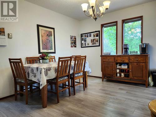 6595 Herry Road, Vernon, BC - Indoor Photo Showing Dining Room