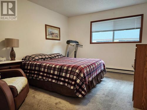 6595 Herry Road, Vernon, BC - Indoor Photo Showing Bedroom