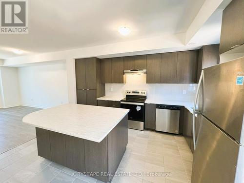 805 - 1525 Kingston Road, Pickering, ON - Indoor Photo Showing Kitchen With Stainless Steel Kitchen