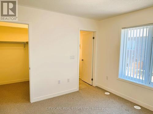 805 - 1525 Kingston Road, Pickering, ON - Indoor Photo Showing Other Room