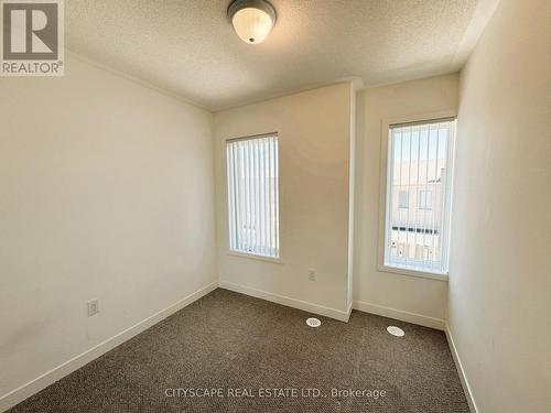 805 - 1525 Kingston Road, Pickering, ON - Indoor Photo Showing Other Room