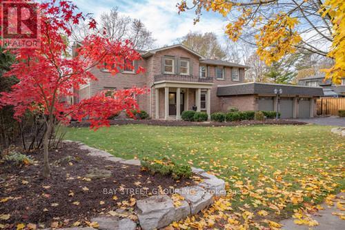 244 Colchester Drive, Oakville, ON - Outdoor