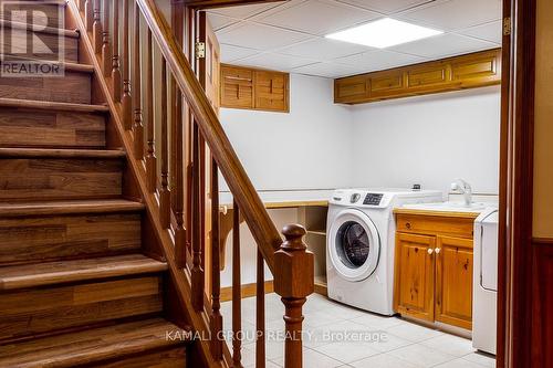 2 - 36 Oakridge Avenue, St. Catharines, ON - Indoor Photo Showing Laundry Room