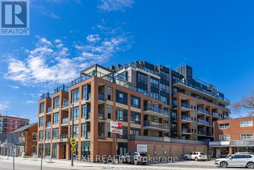 309 - 112 Woodbridge Avenue, Vaughan, ON - Outdoor With Facade