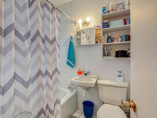 Salle de bains - 157  - 159 Rue St-Vincent, Sainte-Agathe-Des-Monts, QC - Indoor Photo Showing Bathroom