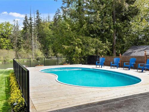 1421 Greig Rd, Parksville, BC - Outdoor With In Ground Pool