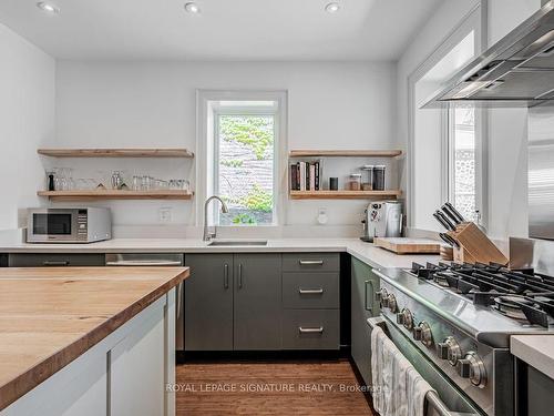 529 Perth Ave, Toronto, ON - Indoor Photo Showing Kitchen