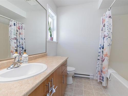 813 Gannet Crt, Langford, BC - Indoor Photo Showing Bathroom