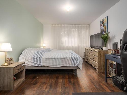 Master bedroom - 101-7940 Rue Chabot, Montréal (Villeray/Saint-Michel/Parc-Extension), QC - Indoor Photo Showing Bedroom