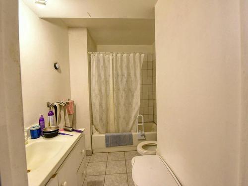 Salle de bains - 13949  - 13953 Côte Des Corbeil, Mirabel, QC - Indoor Photo Showing Bathroom