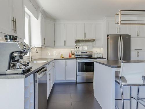 Kitchen - 12490 Boul. St-Jean, Trois-Rivières, QC - Indoor Photo Showing Kitchen With Upgraded Kitchen