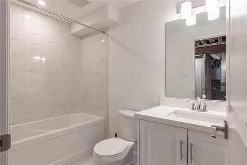 71 Beachwalk Crescent, Fort Erie, ON - Indoor Photo Showing Bathroom