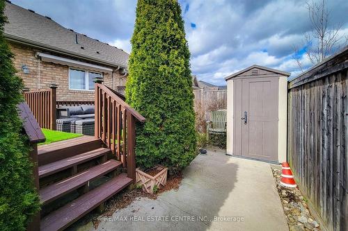 238 Pinehill Drive, Hamilton, ON - Outdoor With Exterior