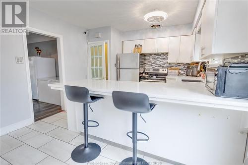 2361 Fraser Avenue, Windsor, ON - Indoor Photo Showing Kitchen