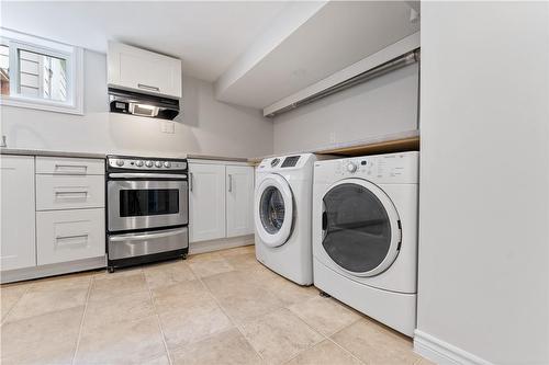 65 East 11Th Street|Unit #Lower Level, Hamilton, ON - Indoor Photo Showing Laundry Room