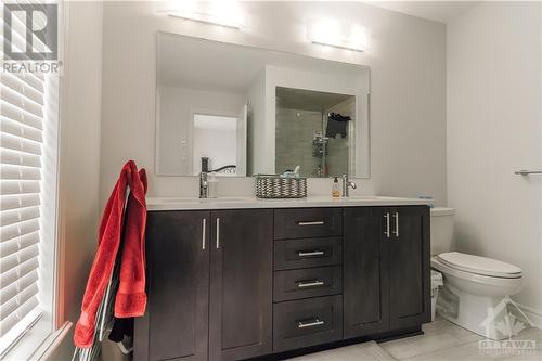 625 Capricorn Circle, Ottawa, ON - Indoor Photo Showing Bathroom