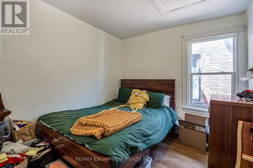 97 Augusta Street, Hamilton, ON - Indoor Photo Showing Bedroom