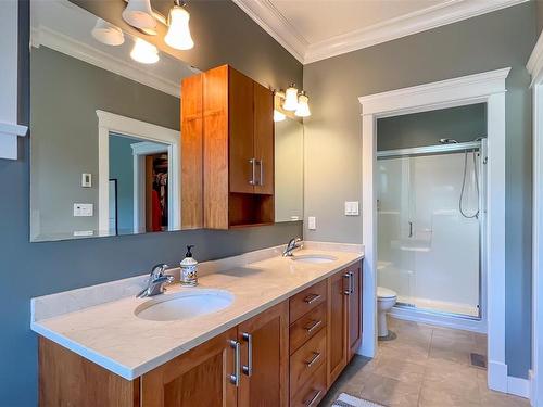 3431 Mary Anne Cres, Colwood, BC - Indoor Photo Showing Bathroom