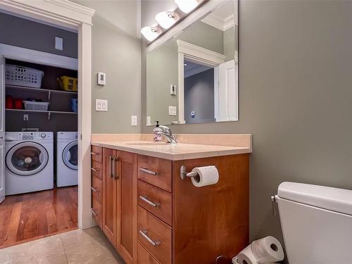 3431 Mary Anne Cres, Colwood, BC - Indoor Photo Showing Laundry Room