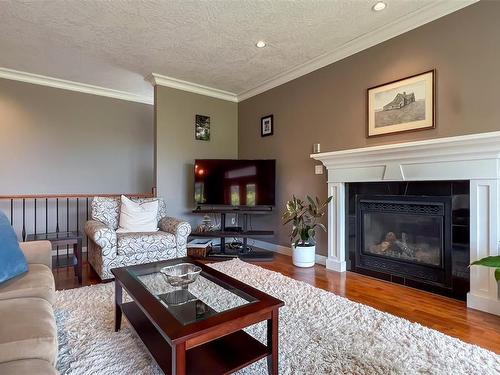 3431 Mary Anne Cres, Colwood, BC - Indoor Photo Showing Living Room With Fireplace