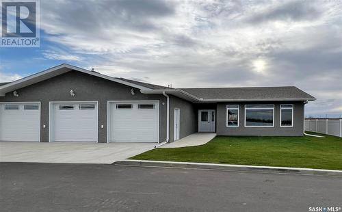 9 2330 Morsky Drive, Estevan, SK - Outdoor