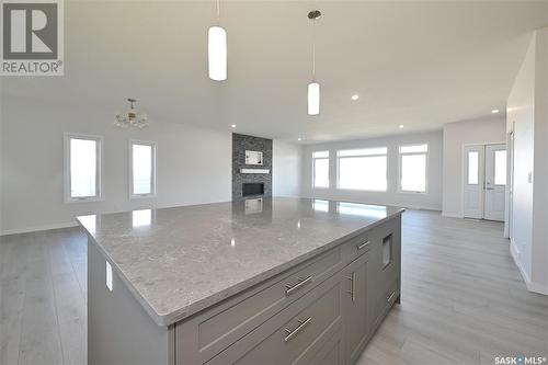 9 2330 Morsky Drive, Estevan, SK - Indoor Photo Showing Kitchen With Upgraded Kitchen