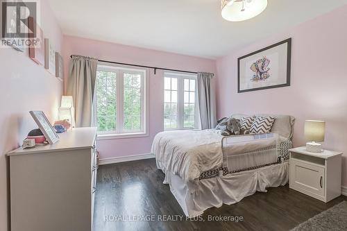 3 Country Lane Crescent, Halton Hills, ON - Indoor Photo Showing Bedroom