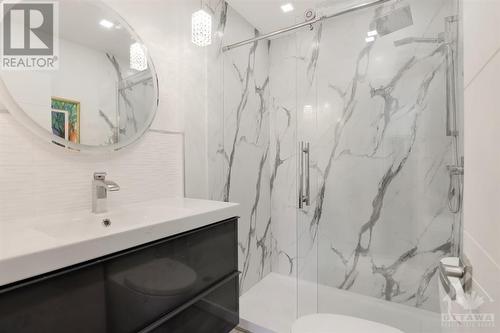 149 Concord Street Unit#C, Ottawa, ON - Indoor Photo Showing Bathroom