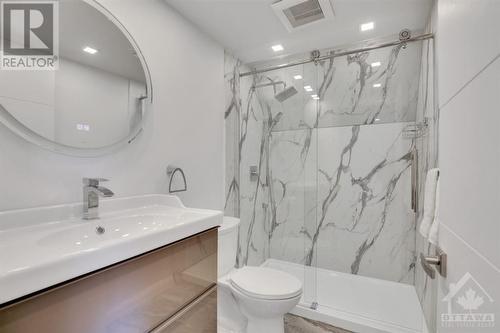 149 Concord Street Unit#C, Ottawa, ON - Indoor Photo Showing Bathroom