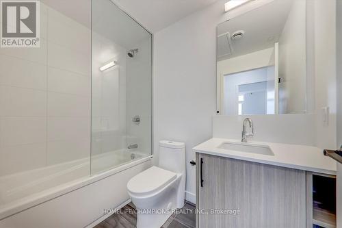 602 - 681 Yonge Street, Barrie, ON - Indoor Photo Showing Bathroom