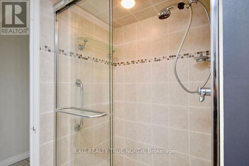 1208 - 140 Dunlop Street E, Barrie, ON - Indoor Photo Showing Bathroom