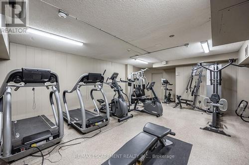 1610 - 975 Warwick Court, Burlington, ON - Indoor Photo Showing Gym Room
