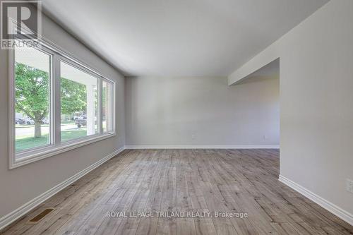 6 Leger Avenue, St. Thomas, ON - Indoor Photo Showing Other Room
