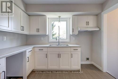 6 Leger Avenue, St. Thomas, ON - Indoor Photo Showing Kitchen With Double Sink