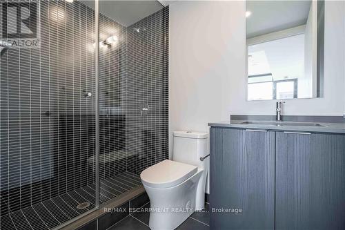 908 - 1 Jarvis Street, Hamilton, ON - Indoor Photo Showing Bathroom