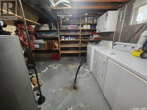 818 Mann Avenue, Radville, SK - Indoor Photo Showing Laundry Room