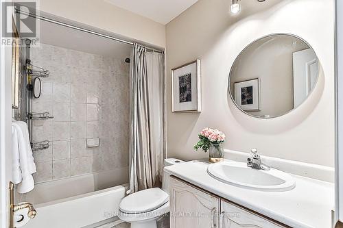 40 Kingmount Crescent, Richmond Hill, ON - Indoor Photo Showing Bathroom